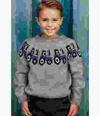 Grå traktorgenser med blå traktor - Strikkia 2024-012-SR513550576500