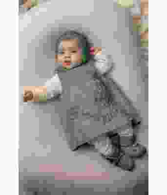 Olivengrønn April Strikkekjole til baby med lue og sokker - Viking 2028-6-338