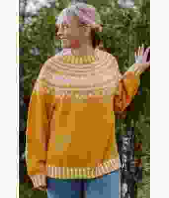 Gul Troldhaugen genser med fanamønster i rundfellingen - DLG 23-001-3458