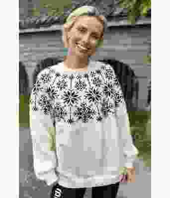 Snowflake sweater i naturhvit - DLG 23-044-SU3400