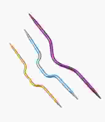 Sett med flettepinner, kommer med 3 størrelser og i forskjellige farger