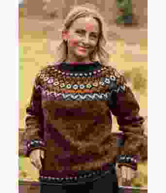 Brun riddarigenser med oransje mønster - Istex 91002