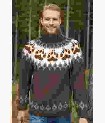 Brun villmarksgenser med rustbrunt mønster - Linka Neumann design VGS0001AA 