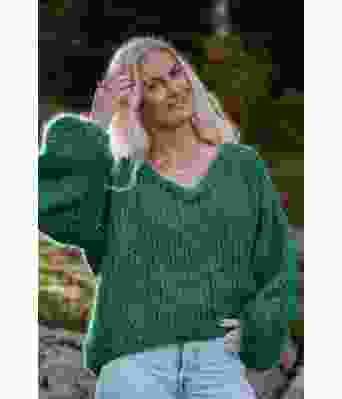 Charlottes eplegrønn chunky mohair genser - Strikkia 2021-027G