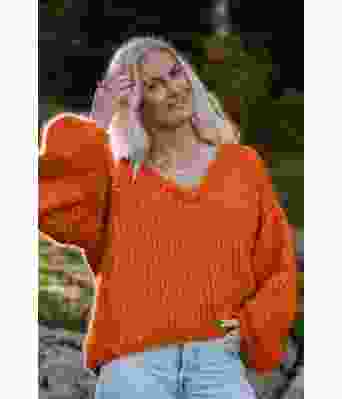 Charlottes oransje chunky mohair genser - Strikkia 2021-027I