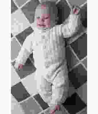 Martin strikket heldress til baby med knapper - DG 293-05A