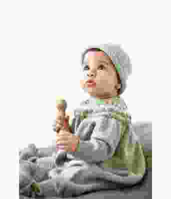 Heldress, lue, sokker og teppe til baby - DG 321-01