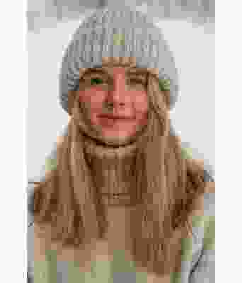 Ylfa strikkelue - DG 463-02