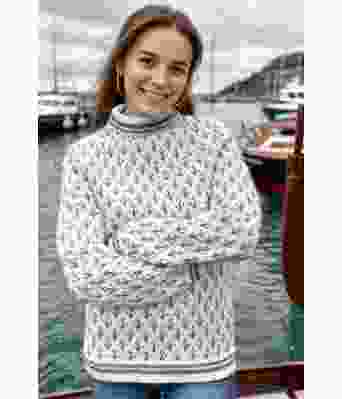 Kapteingenseren i naturhvit og grå - DLG 22-002-SR502530