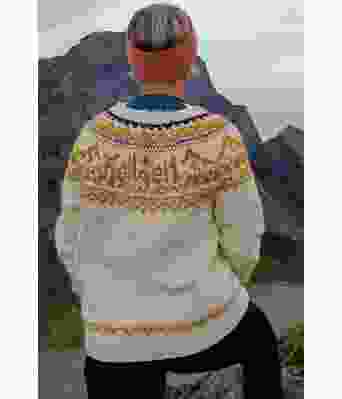 Naturhvit Fjellgeit genser med oker mønster - DLG 22-005-502C