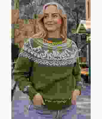 Olivengrønn Fjellgeitgenser med gule detaljer - DLG 22-005M