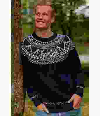 Marineblå Fjellbukkgenser med lyseblått mønster - DLG 22-010F