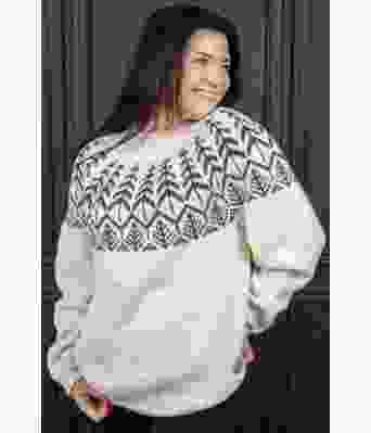 Naturhvit Skogsgenser med grønne trær - DLG 24-008-34003489