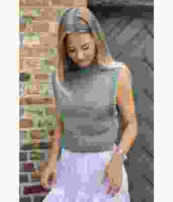 Kalsitt strikkevest i støvet jadegrønn - DSA 101-10