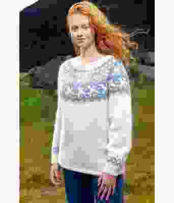 Hvit Farfuglar genser med blått mønster - Istex 590016 / Lopidesign 40-15-0051