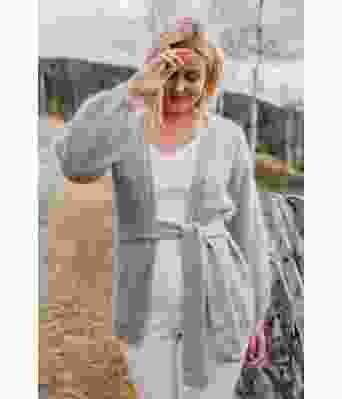 Carlas cardigan med belte - Strikkia 2020-007