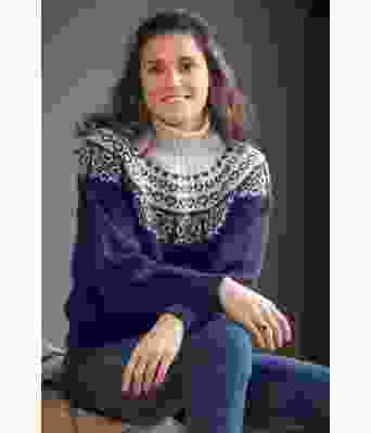 Julianne genser - viking 2112-06A