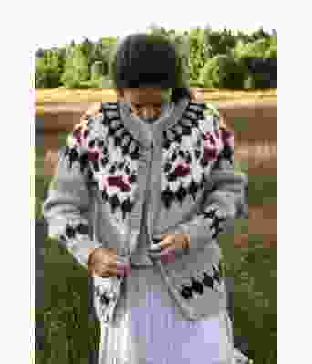 Grå villmarkskofte - Linka Neumann design VKHG0001