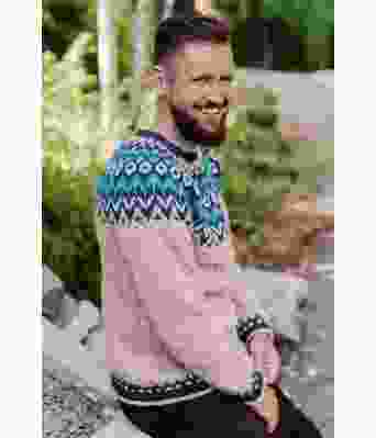 Lys byggbrun riddarigenser med blått mønster - LL0065