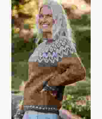 Brun riddarigenser med blått og grått mønster - LL0070