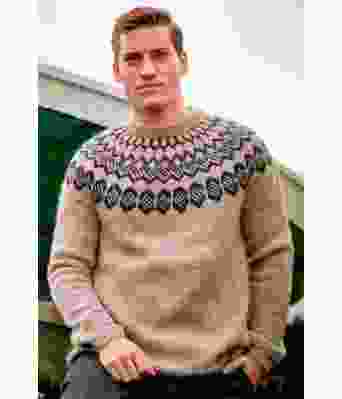 Tindafell lys beige strikkegenser fra Island - Lopi 37-7