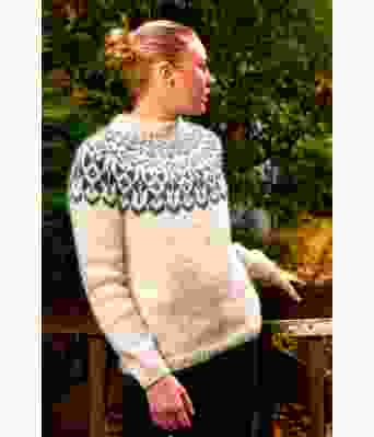 Heljarga naturfarget lys strikkegenser - Lopi 37-9