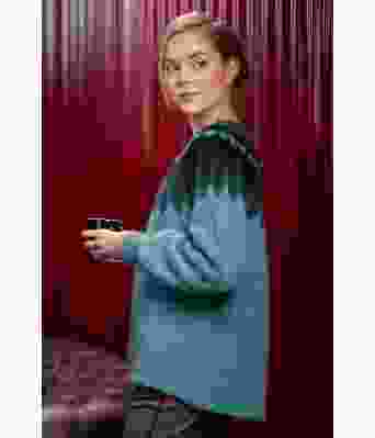 Uppstytta turkis strikkegenser fra Island - Lopi 38-12