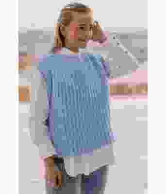 Lyseblå Anytime slipover strikkevest med patentmønster - Strikkia 2022-003G