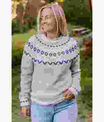 Marineblue riddarigenser med tre farger - DN0024D