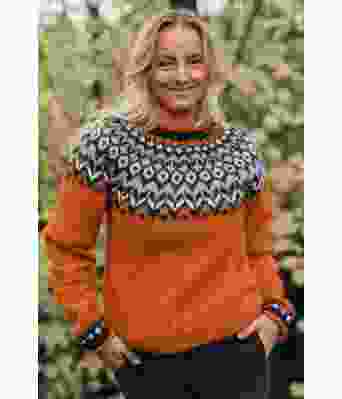 Oransje / aprikos riddarigenser med grått mønster - Istex 91002