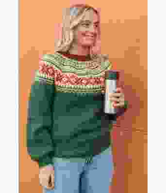 Påskegenseren (med rundfelling) - Strikkia 2020-014B