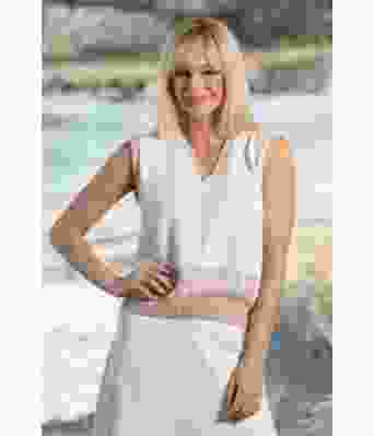 Ramona strikket sommervest med v hals Kathrine Sørland - Viking 2119-06