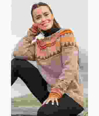 Rosmarin beige strikkegenser med rundfelling Mie Cappelen - Viking 2113-03A