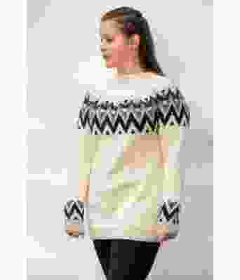 Solid strikkegenser i naturhvit og perlegrå - Viking 2127-10B