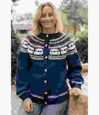 Bobilkofta strikkejakke med bobil / campingbil i merinoull - Strikkia 2020-020