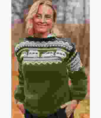 Vårgrønn strikkegenser med campingvognmønster - Strikkia 2020-023-3462