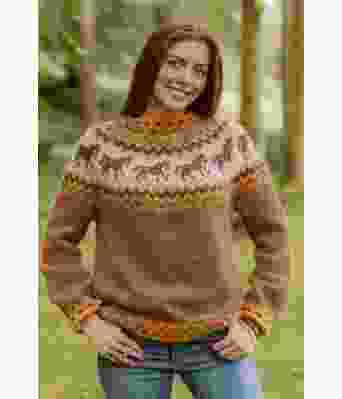 Kobberbrun hestegenser - Strikkia 2021-035-357345