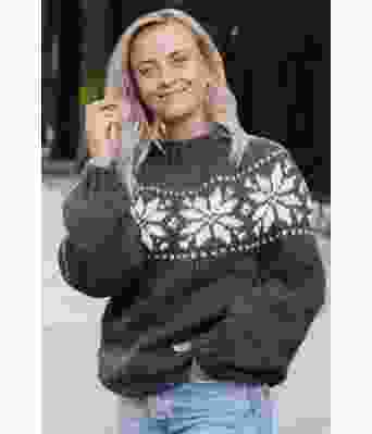 Jeansblå chunky stjernegenser - Strikkia 2022-011-327