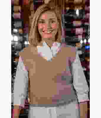 Heidis favoritt vest enkel strikkevest med v-hals - Strikkia 2022-011