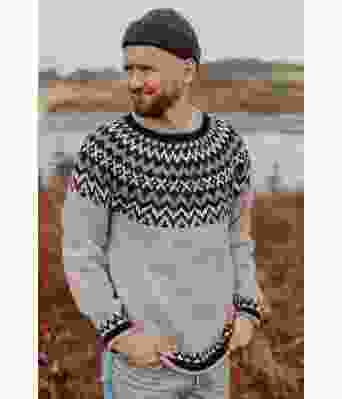 Grå Islandur islandsgenser med rundfelling - Strikkia 2022-013A