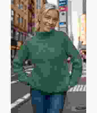 Jadegrønn Cozy pearls genser - Strikkia 2023-023-336