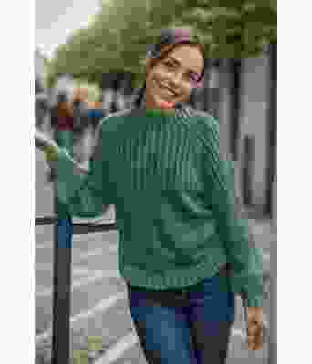 Winona raglan sweater i jadegrønn - Strikkia 2023-024-336