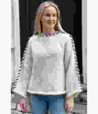 Sorbonne stitch-genseren i naturhvit - Strikkia 2023-302B