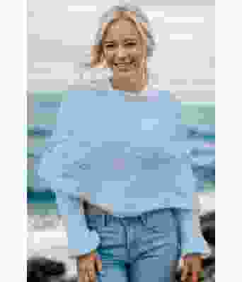 Lyseblått Eyelet sweater scarf - Strikkia 2024-035-320