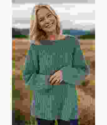 Easygoing sweater i petrolgrønn - Strikkia 2024-036-338