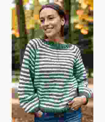 Jadegrønn Slender stripes genser - Strikkia 2024-045-300336