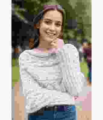 Lyselilla Leafy skjerfgenser - Strikkia 2024-052-367