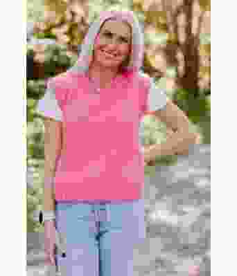 Veronikavesten med splitt i siden - Strikkia 2021-017