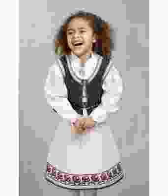 Alexandra hvit festdrakt / bunad strikkepakke - Viking 1603-2B