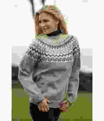 Lys graa tradisjon strikkegenser kathrine sørland - Viking 2006-03b